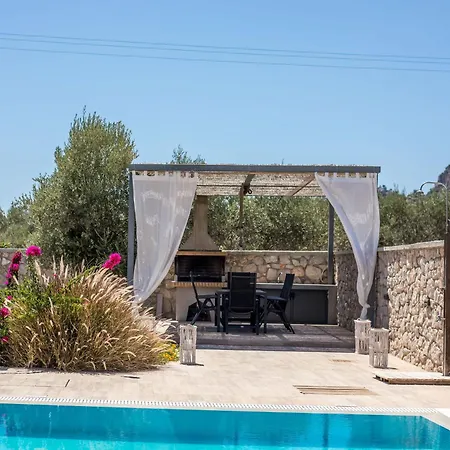 Villa Modern With Pool & Garden Kastalys, Rhodes Kalithies