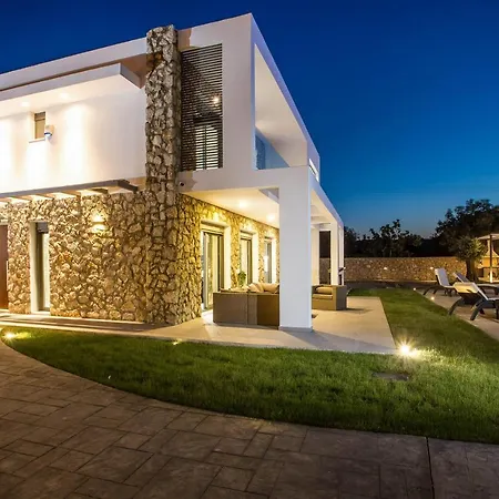 Modern Villa With Pool & Garden Kastalys, Rhodes * Калитиес