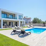 Villa Modern With Pool & Garden Kastalys, Rhodes *