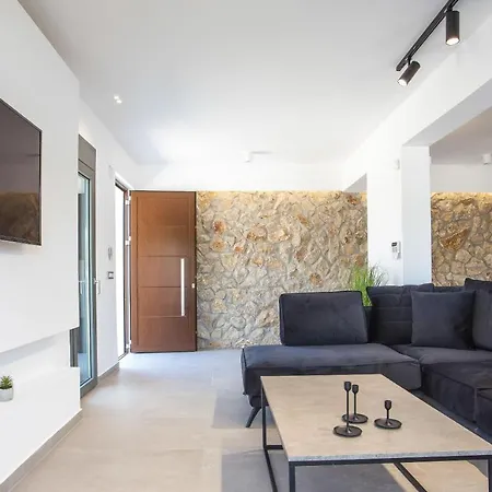 Villa Modern Villa With Pool & Garden Kastalys, Rhodes *