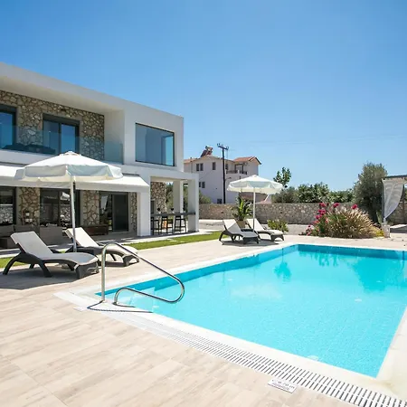 Modern With Pool & Garden Kastalys, Rhodes Villa