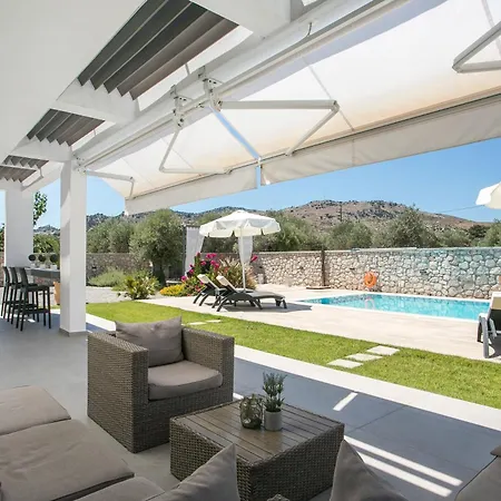 Modern Villa With Pool & Garden Kastalys, Rhodes Villa