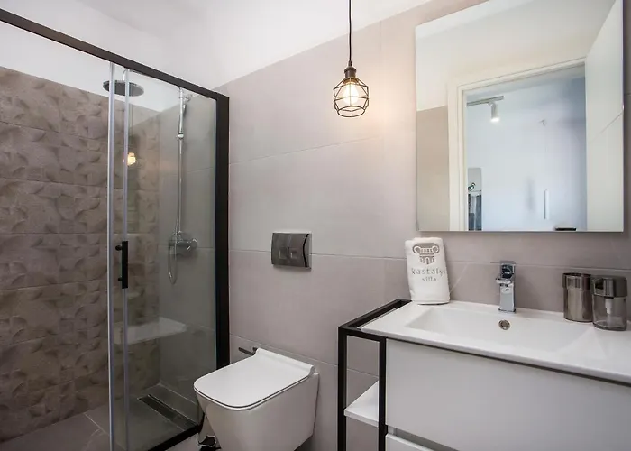 Modern With Pool & Garden Kastalys, Rhodes