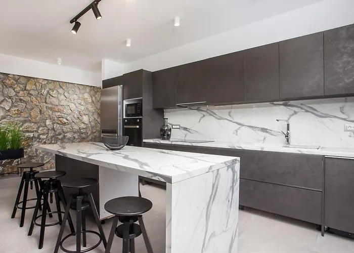 Modern With Pool & Garden Kastalys, Rhodes *