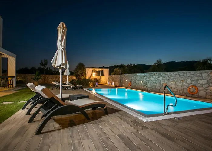 Modern With Pool & Garden Kastalys, Rhodes