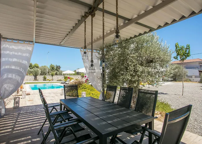 Modern With Pool & Garden Kastalys, Rhodes