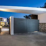 Modern With Pool & Garden Kastalys, Rhodes Villa