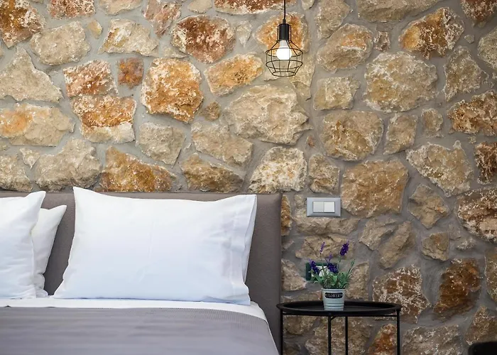 Modern With Pool & Garden Kastalys, Rhodes Villa