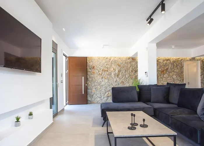 Villa Modern With Pool & Garden Kastalys, Rhodes *